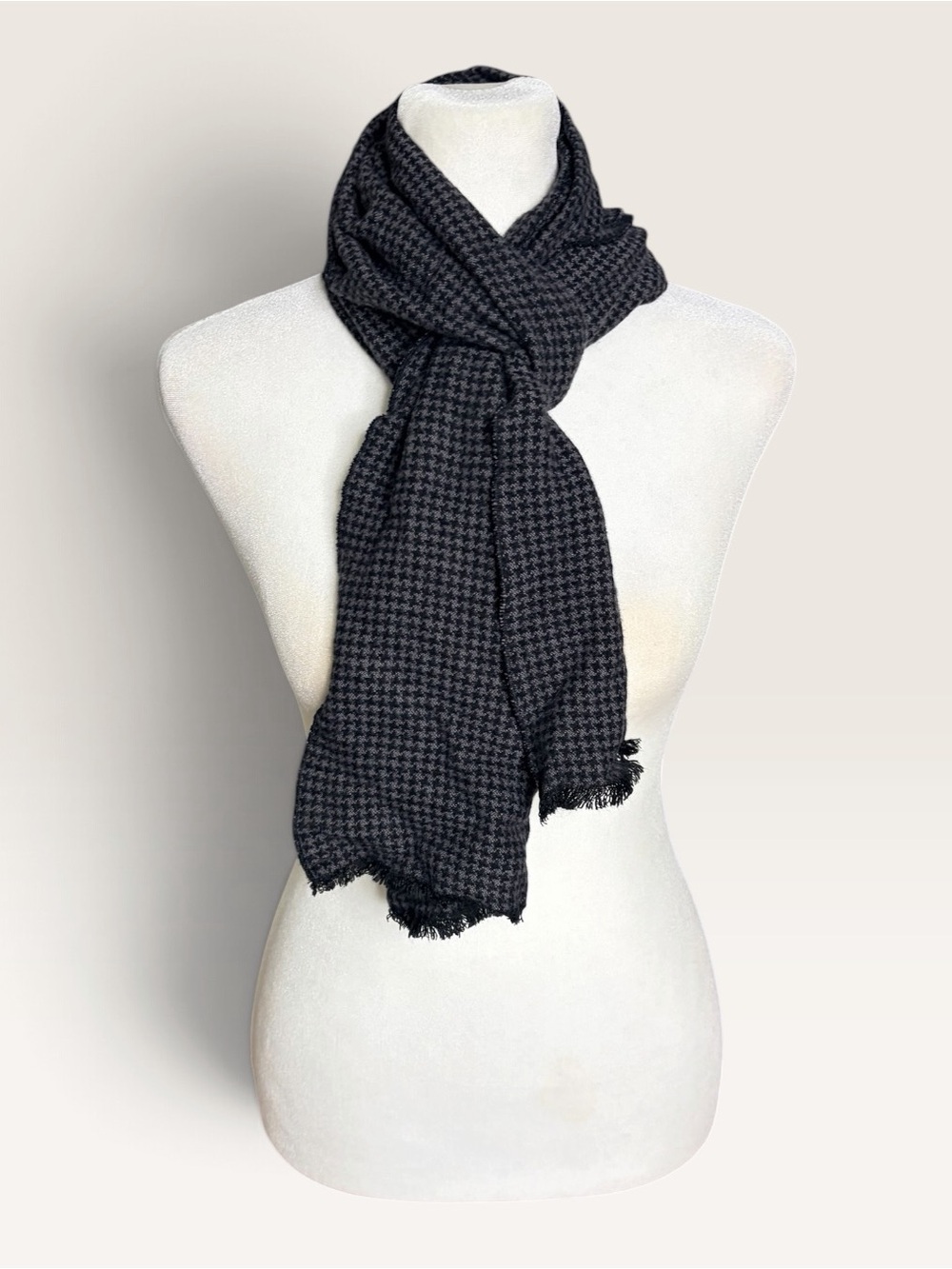 Montego Men's Black and Grey Houndstooth Scarf - Refined Winter Essential